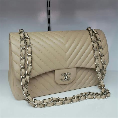 chanel chevron sizes|Chanel flap pattern.